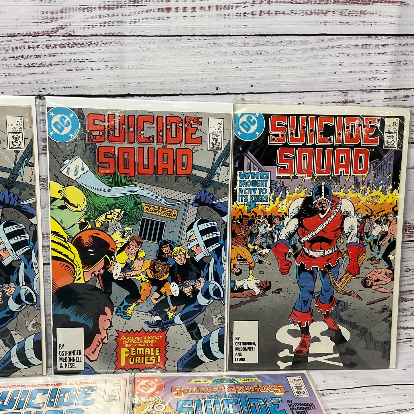 Suicide Squad Issues# 2,3,3,4,6,7,14 Dc Comic Books Lot Of 7