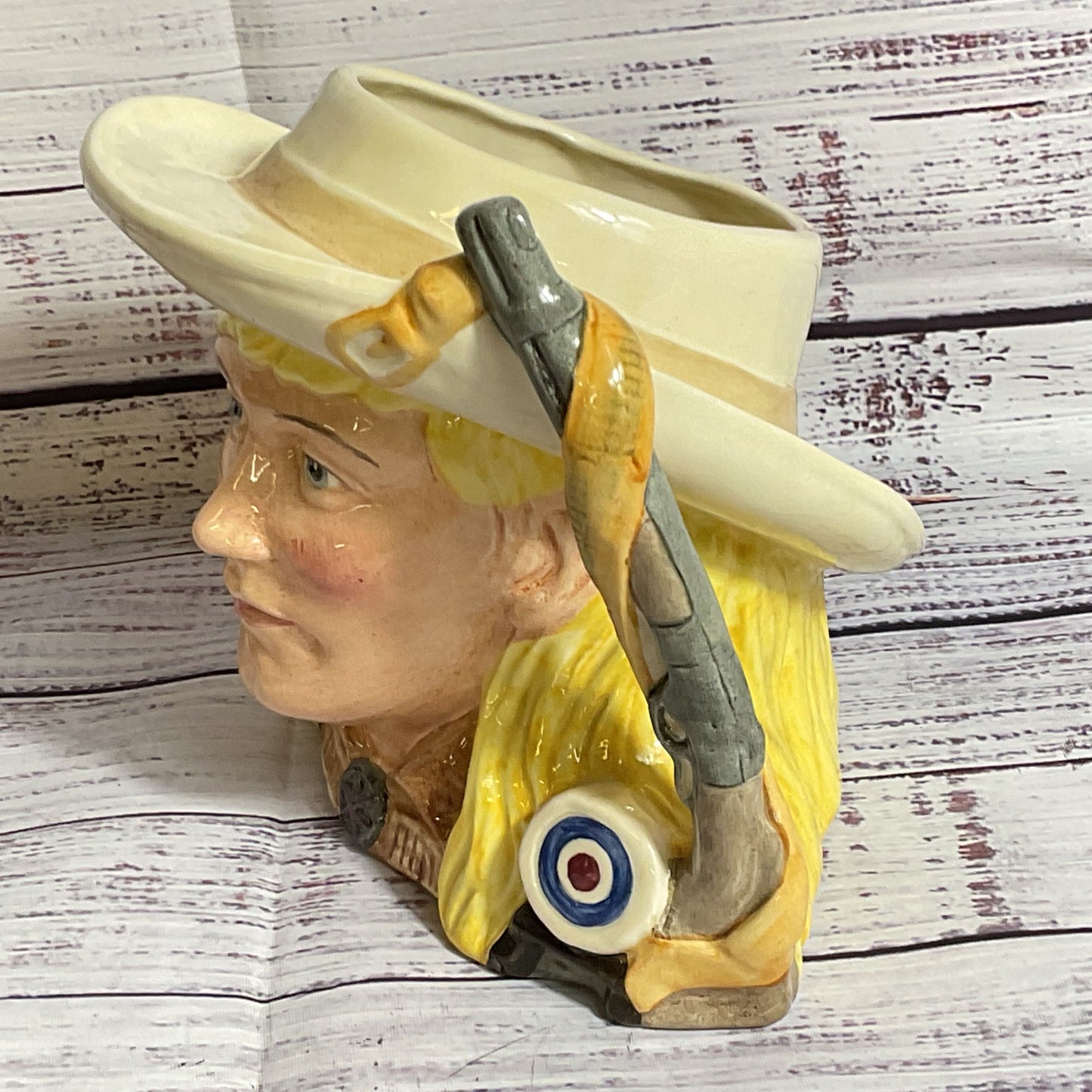 VTG. 1984 ROYAL DOULTON The Wild West ANNIE OAKLEY Mug- 5.5"