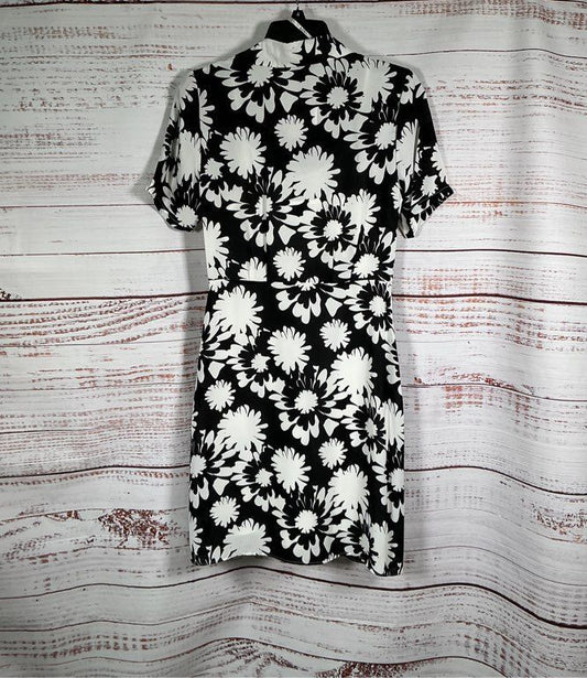 NWT Nicole Miller Black and White Floral Print Dress Size 4 Retail $179
