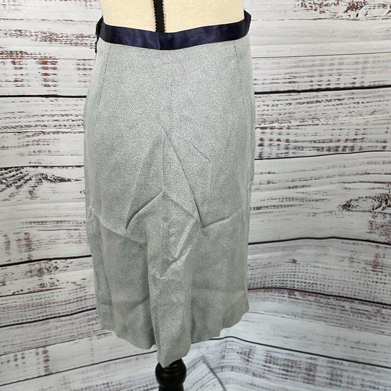 MODA Italy Women's Satin Waist Band Gray Skirt- SZ 38