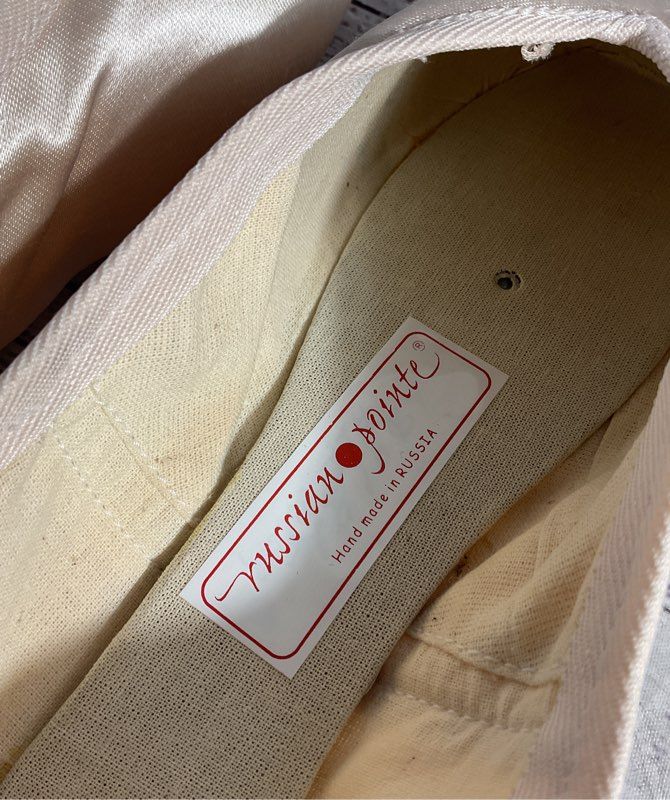 Russian Pointe Brava Pointe Shoe Pink Satin Ballet Size 41 w2 v2 MLF