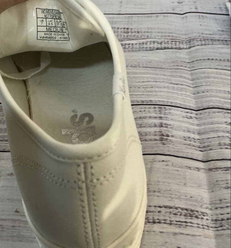 NWOB Women's Keds Leather Platform White Sneaker Size 7