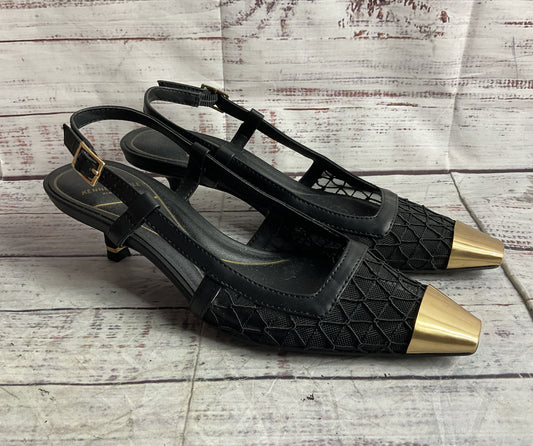 Kenneth Cole New York Maxine Metal Toe Pumps Black 5