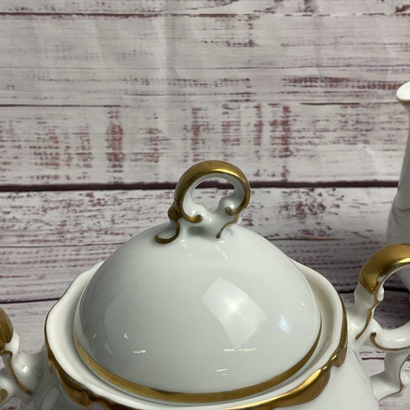 Mikasa Venice 9266 White/Gold Trim Creamer & Lidded Sugar 2 Pc. Fine China Set