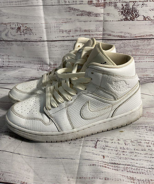 Nike Air Jordan 1 Mid Women's White Snakeskin Texture Sneakers BQ6472-110 Size 9