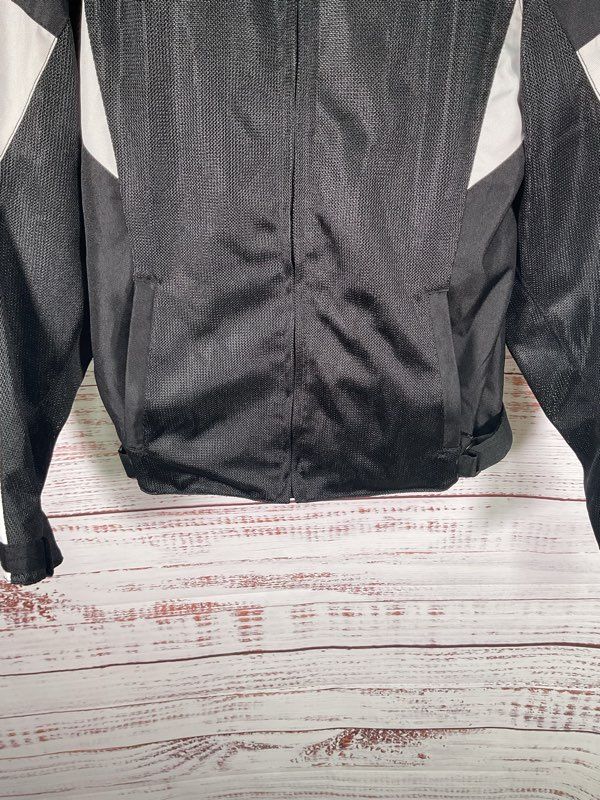 Sedici #16 Motorcycle Jacket Men's Medium Black Full Zip Padded Slots -Unpadded