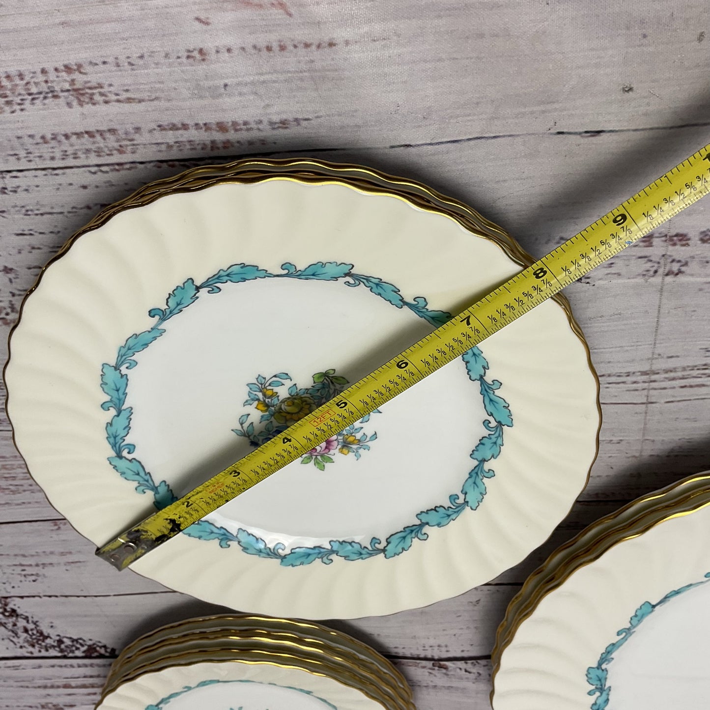 Minton Ardmore Floral Leaf Design Scalloped Edge 10 5/8", 8", 6 1/4" Lot of 11
