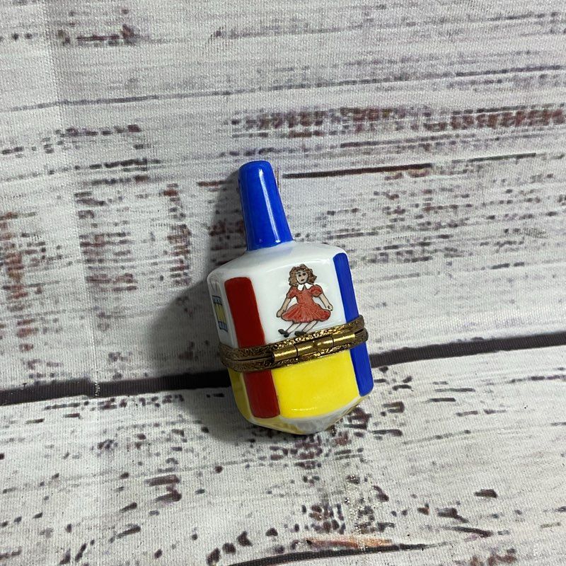 Limoges Peint Main Hand Painted 2" Porcelain Dreidel Trinket Box