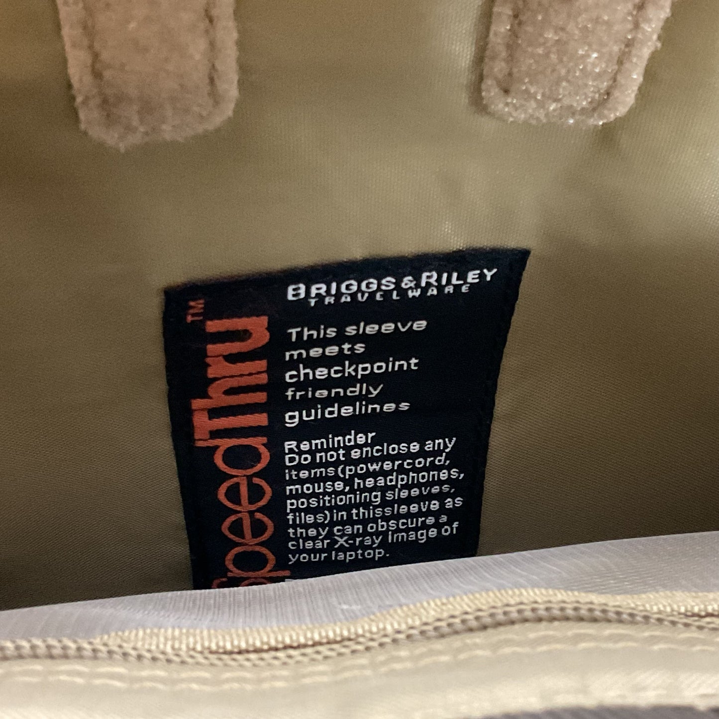 BRIGGS & RILEY Travelware VB10-23 Commuter/Laptop Travel Bag