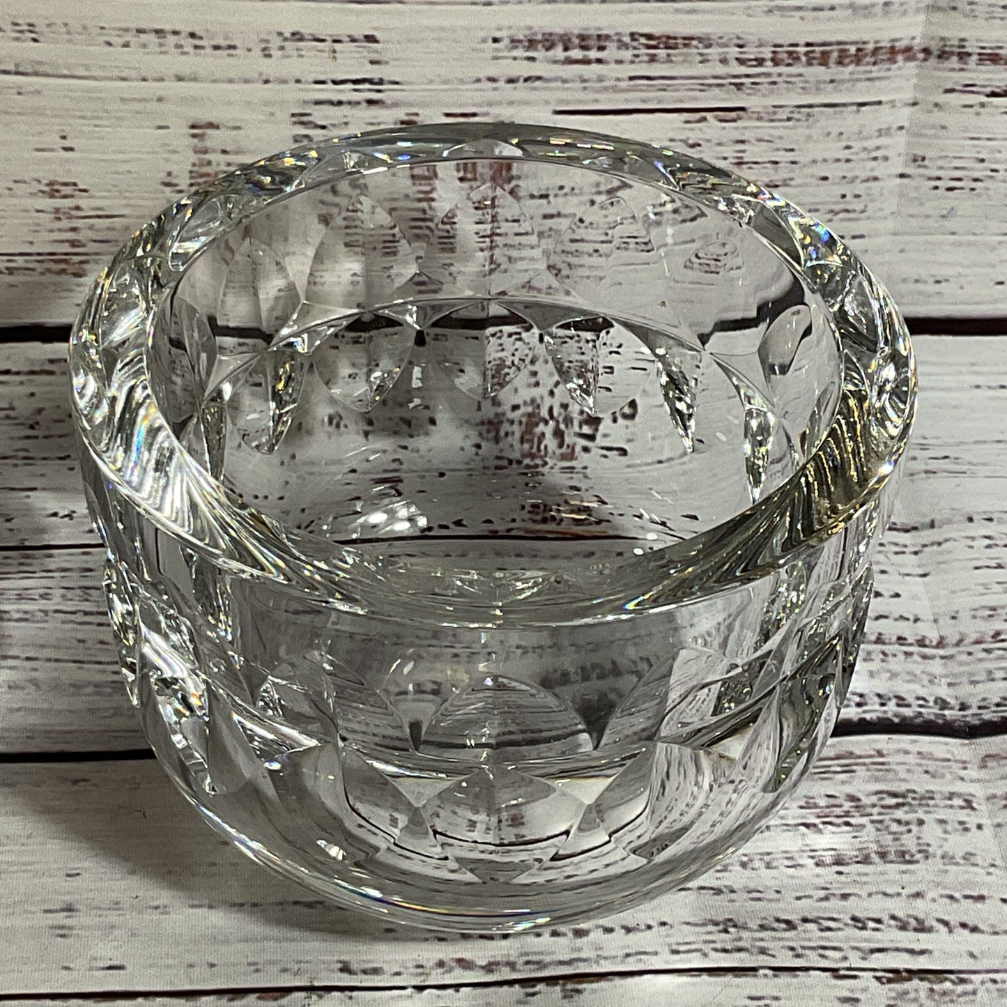 VTG. Signed GORAN WARFF by KOSTA BODA Etched 5" Crystal Bowl