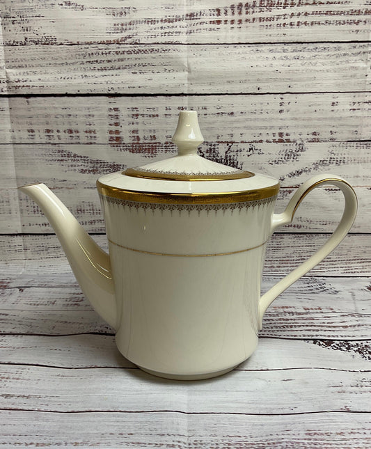 Gorgeous Vintage Edinburgh Noritake Fine China Set Of 7 Tea/Coffee Set
