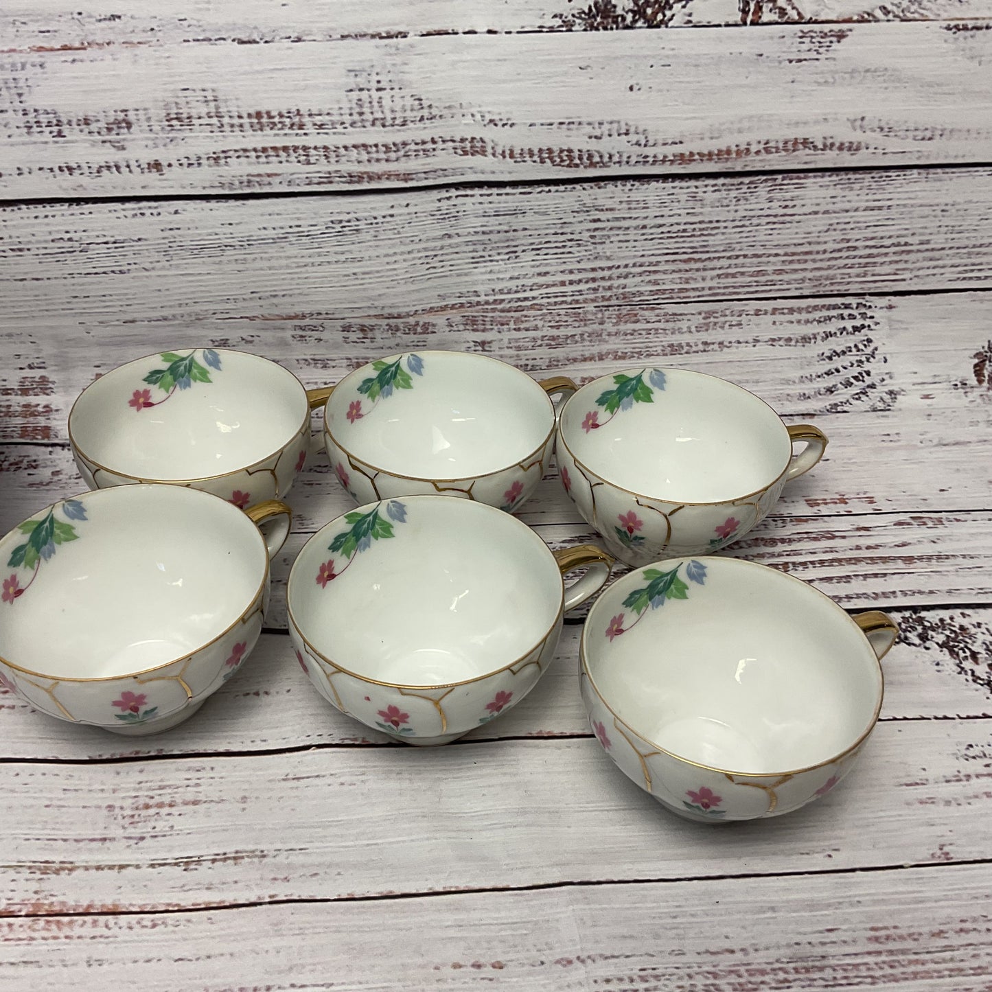 Giftcraft Teacup Off Center Large Saucer Plate Floral Design Lot Of 7 2/2