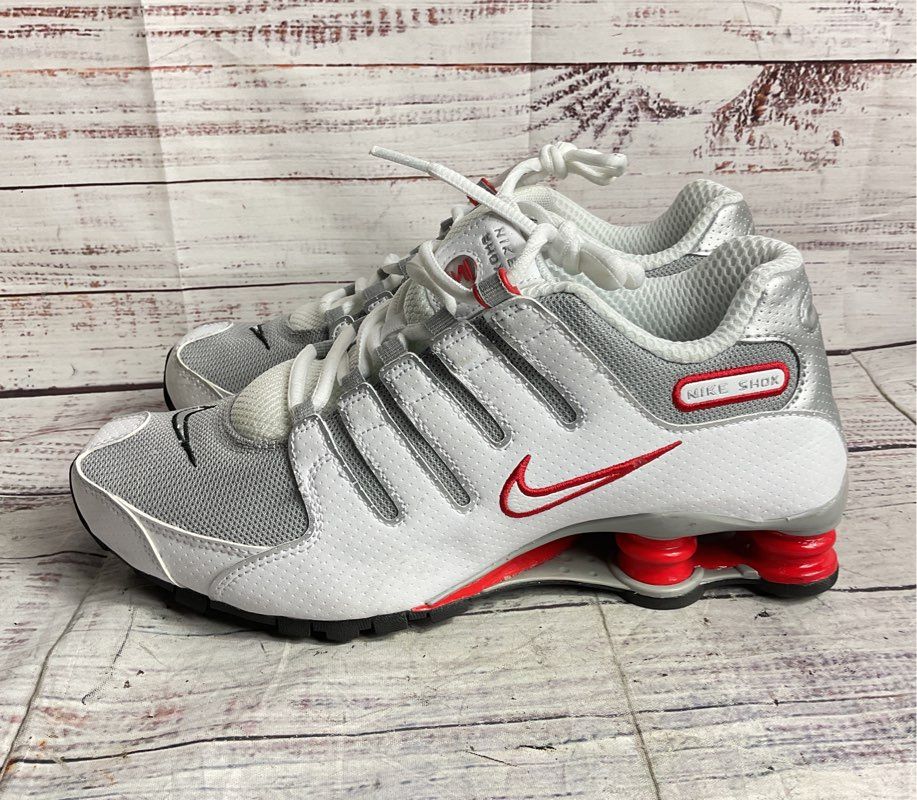 Nike Shox NZ Running Sneakers White Red Silver 6