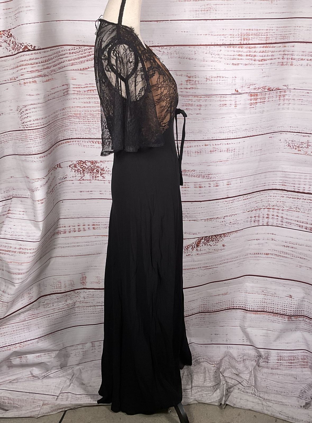 NWT RUMORED Women's Lace Top Sheer Lace Back Long Gown- SZ M