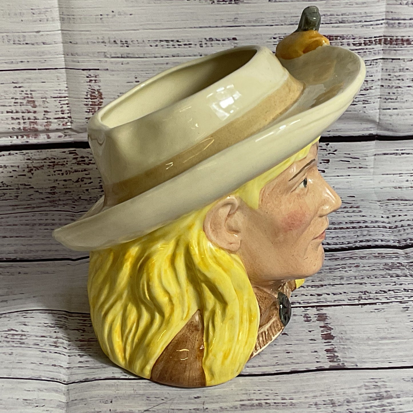 VTG. 1984 ROYAL DOULTON The Wild West ANNIE OAKLEY Mug- 5.5"
