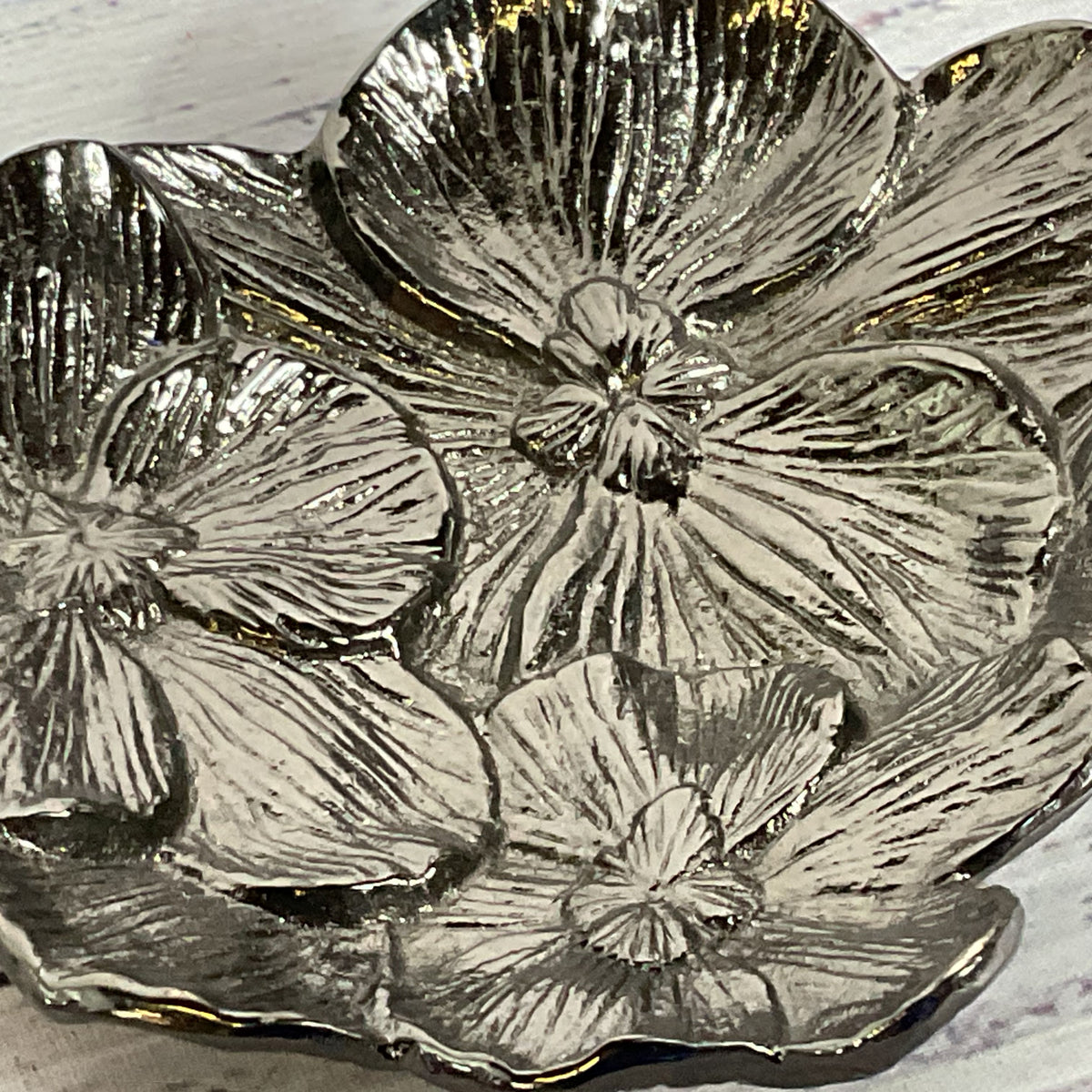 MICHAEL ARAM Orchid Flower Catch All Tray- 4.75"