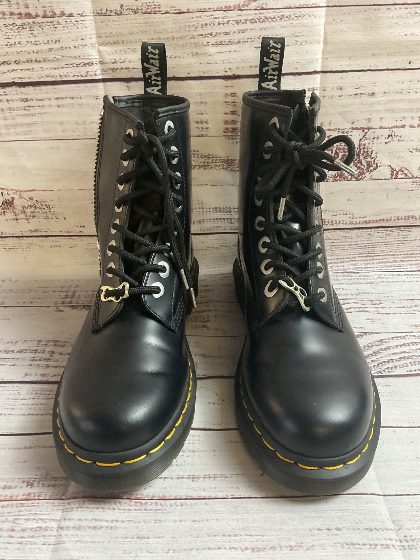 Dr. Martens Black Zip Up Boot 6M/7L