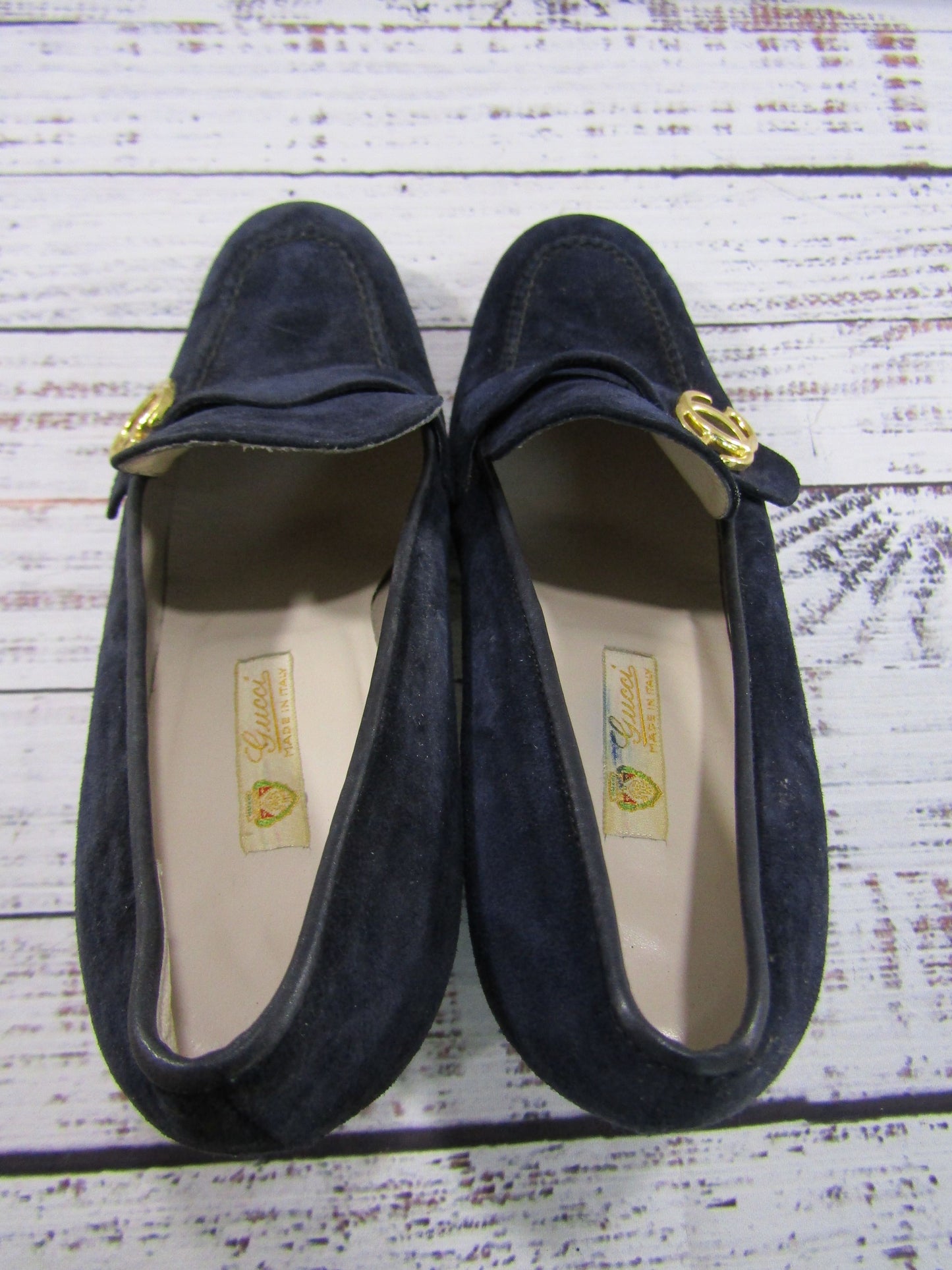 Vintage 1980's Gucci Women's Navy Blue Suede Pumps Size 4 Made in Italy