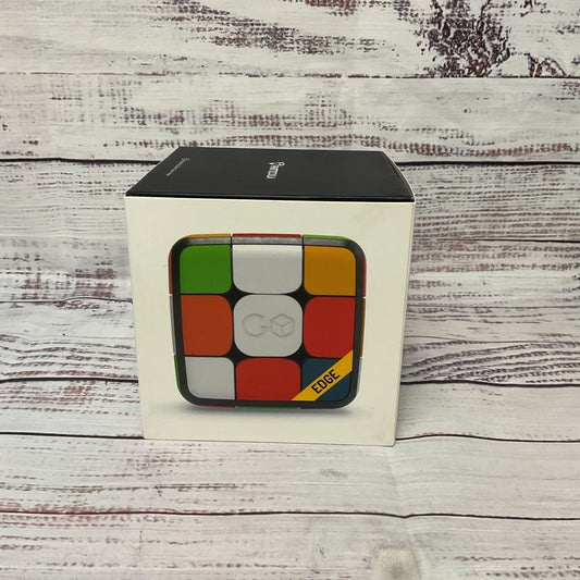 Gocube Edge Electronic 3x3 Smart Spin Cube Bluetooth App Enabled New Sealed 3/3