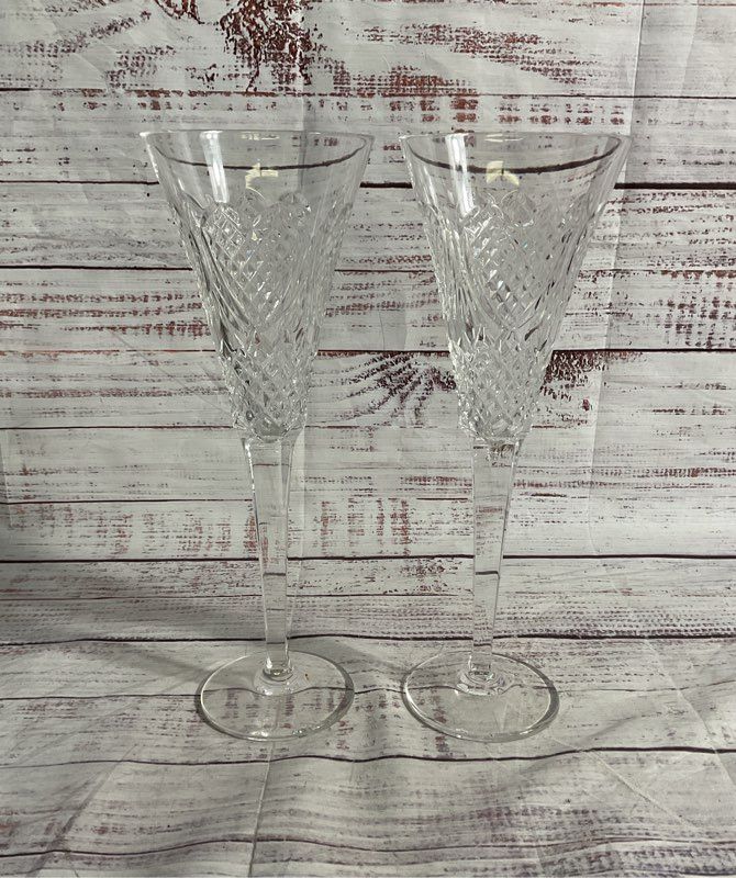 2 Waterford Flutes Crystal Wedding Heirloom Heart Toasting Champagne Glasses 10"