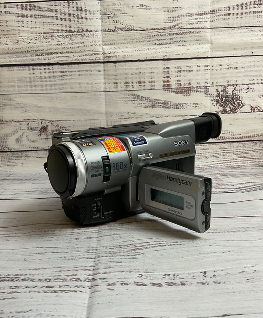 Sony Digital Handy Cam Camera w/ Accessories