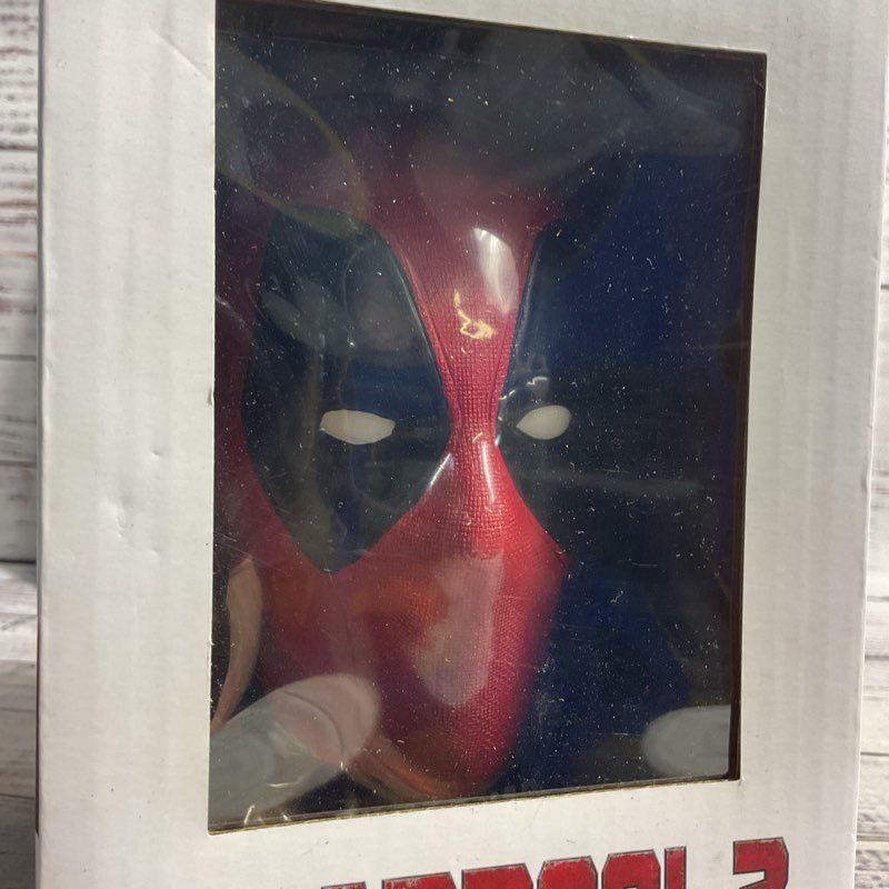 4 Pc. Deadpool 2 Promo Merch Bundle Chopping Board Swear Jar Computer Buddy 2018