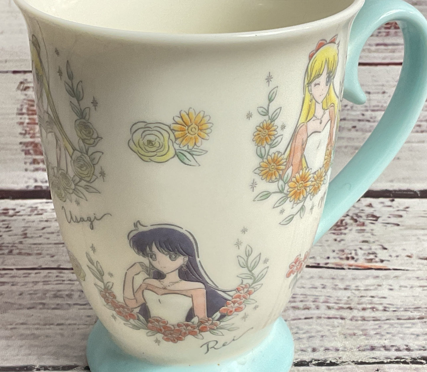 3Coins Pretty Guardian Sailor Moon EC Limited Magma Cup Multicolor