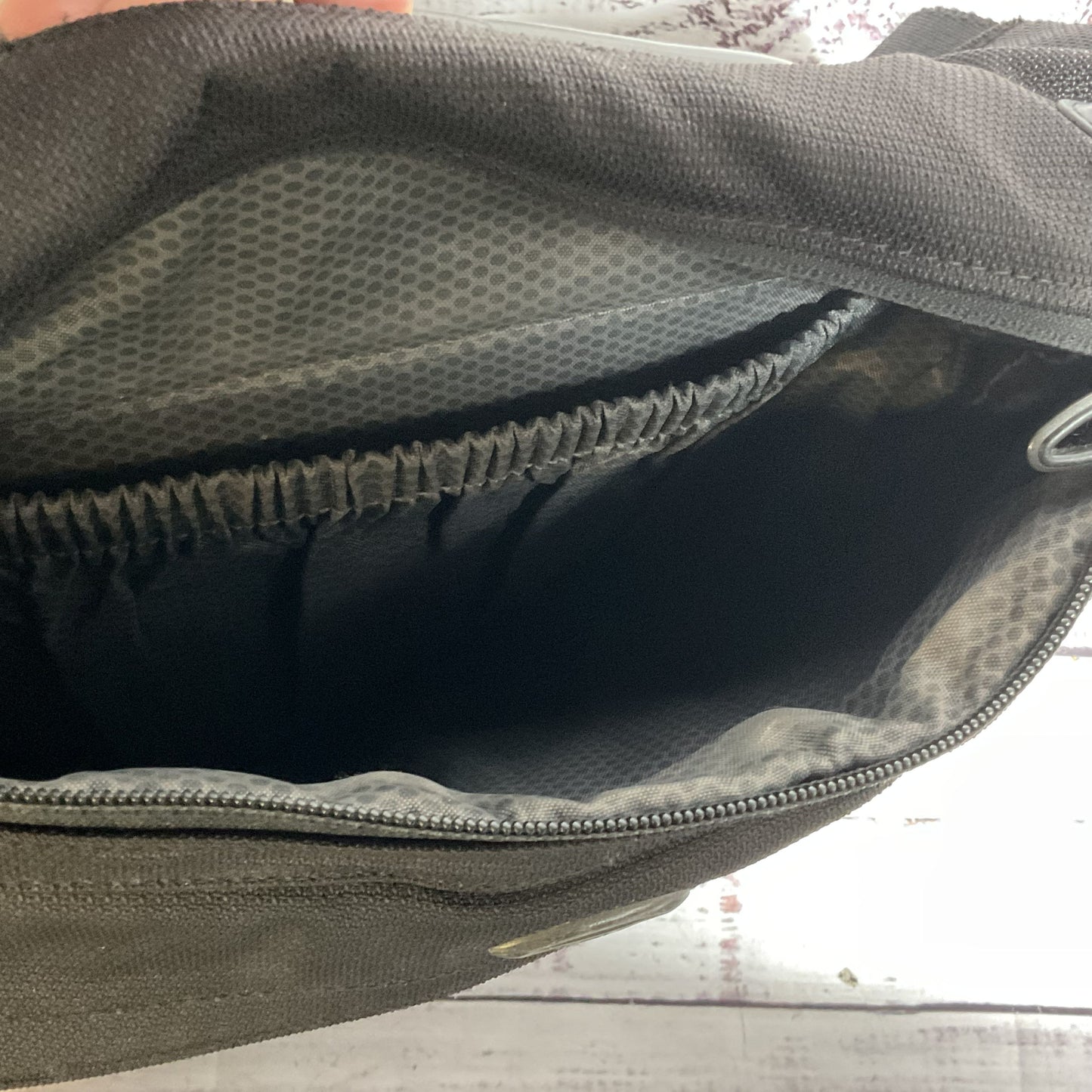 TUMI Unisex Black Crossbody/Handle Travel Bag