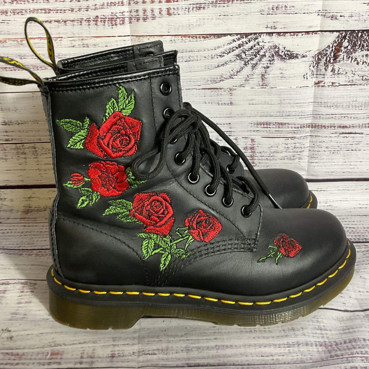 DR. MARTEN'S 1460 Vonda Women's Black Embroidered Roses Leather Boots- SZ 5