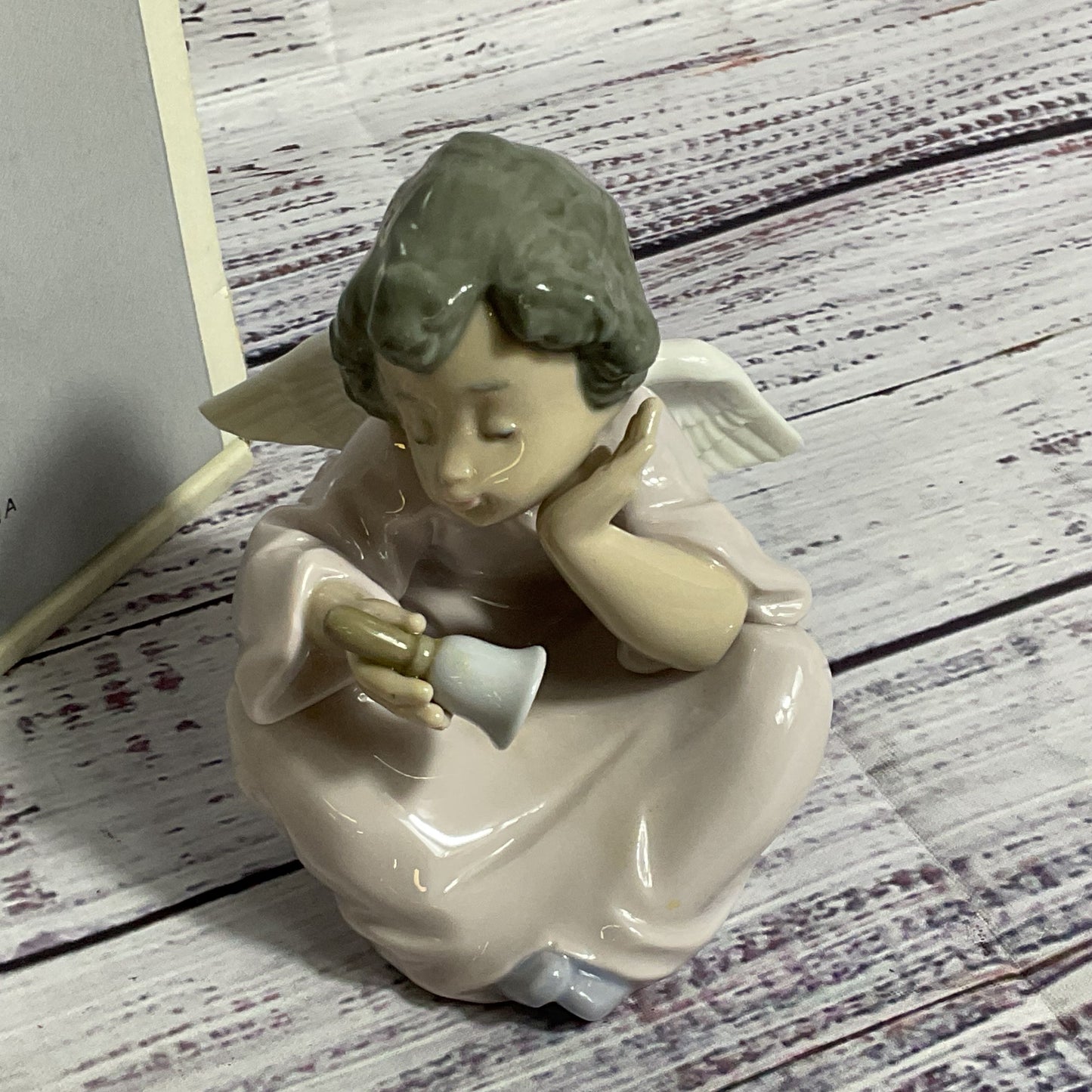 VTG. LLADRO #5723 Angelito Repicando/ Little Angel Chiming Porcelain Figurine