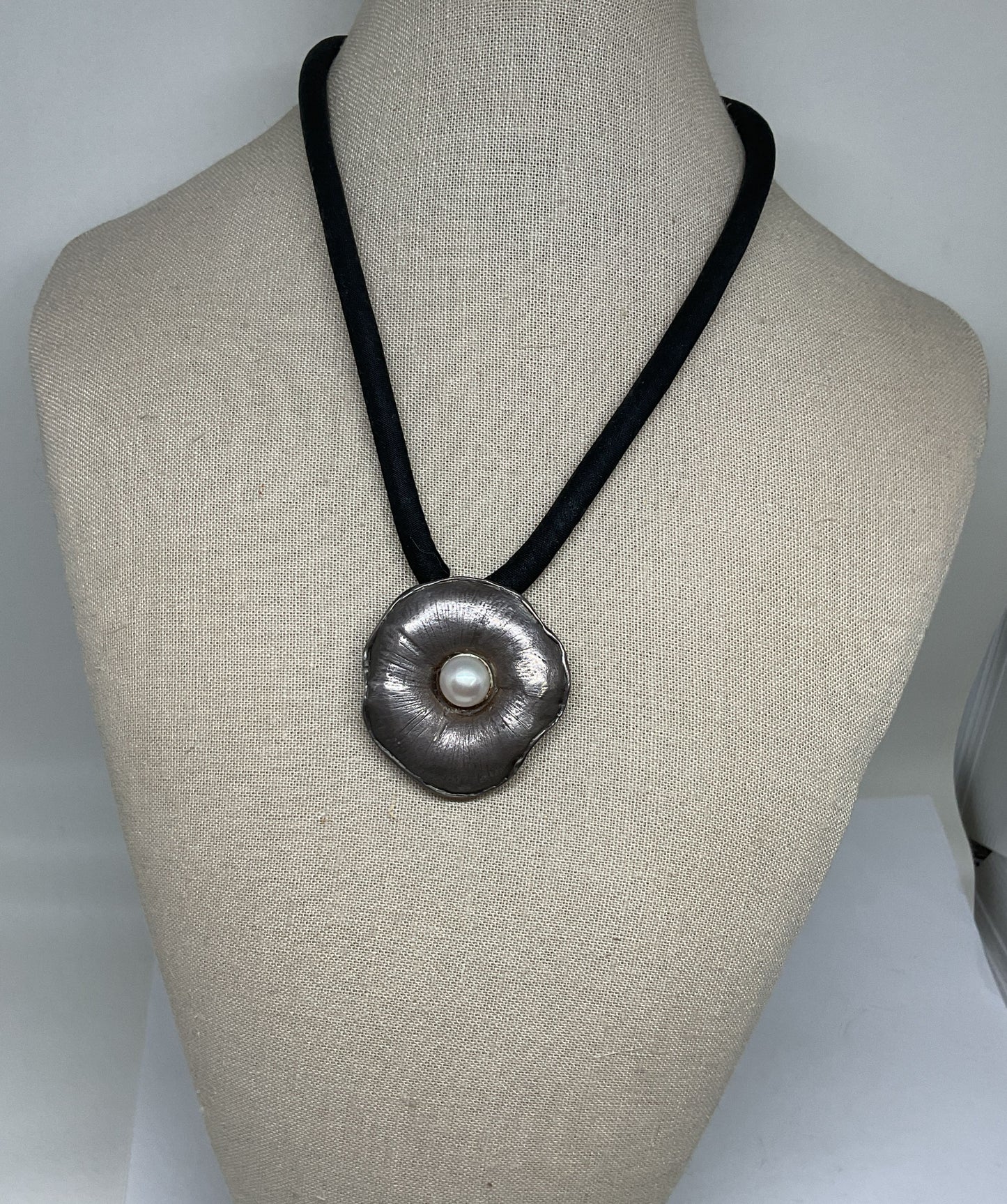 Unbranded Sterling Silver Large Flower Pendant with Pearl Fabric Necklace