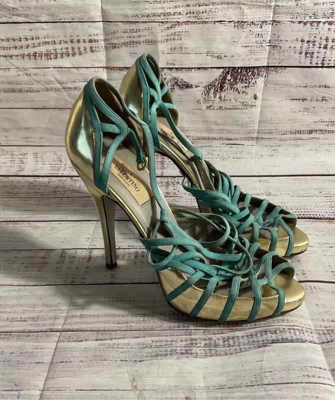 Vintage Valentino Garavani Patent Leather Suede Strappy Heels Size 37EU/7US