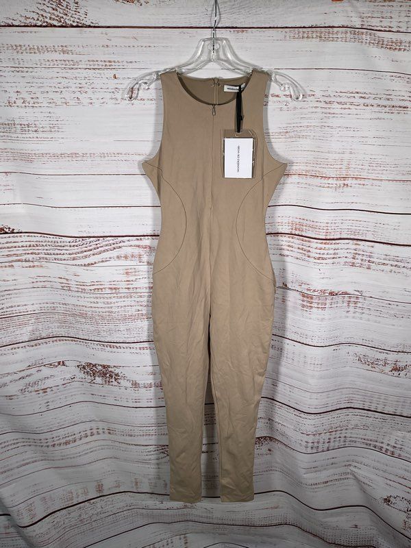 NWT Maniere de Voir Women's Sleeveless Zip Front Taupe Jumpsuit Size 6 US
