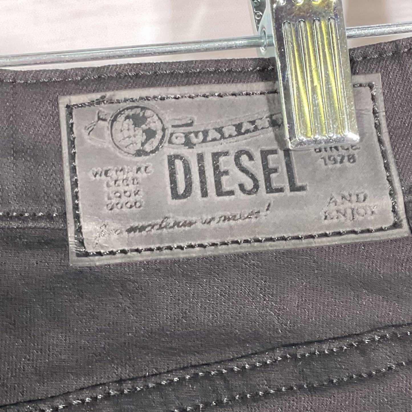 NWT DIESEL Skinzee Women's Black Super Slim Skinny Jeans- SZ 24W x 32L