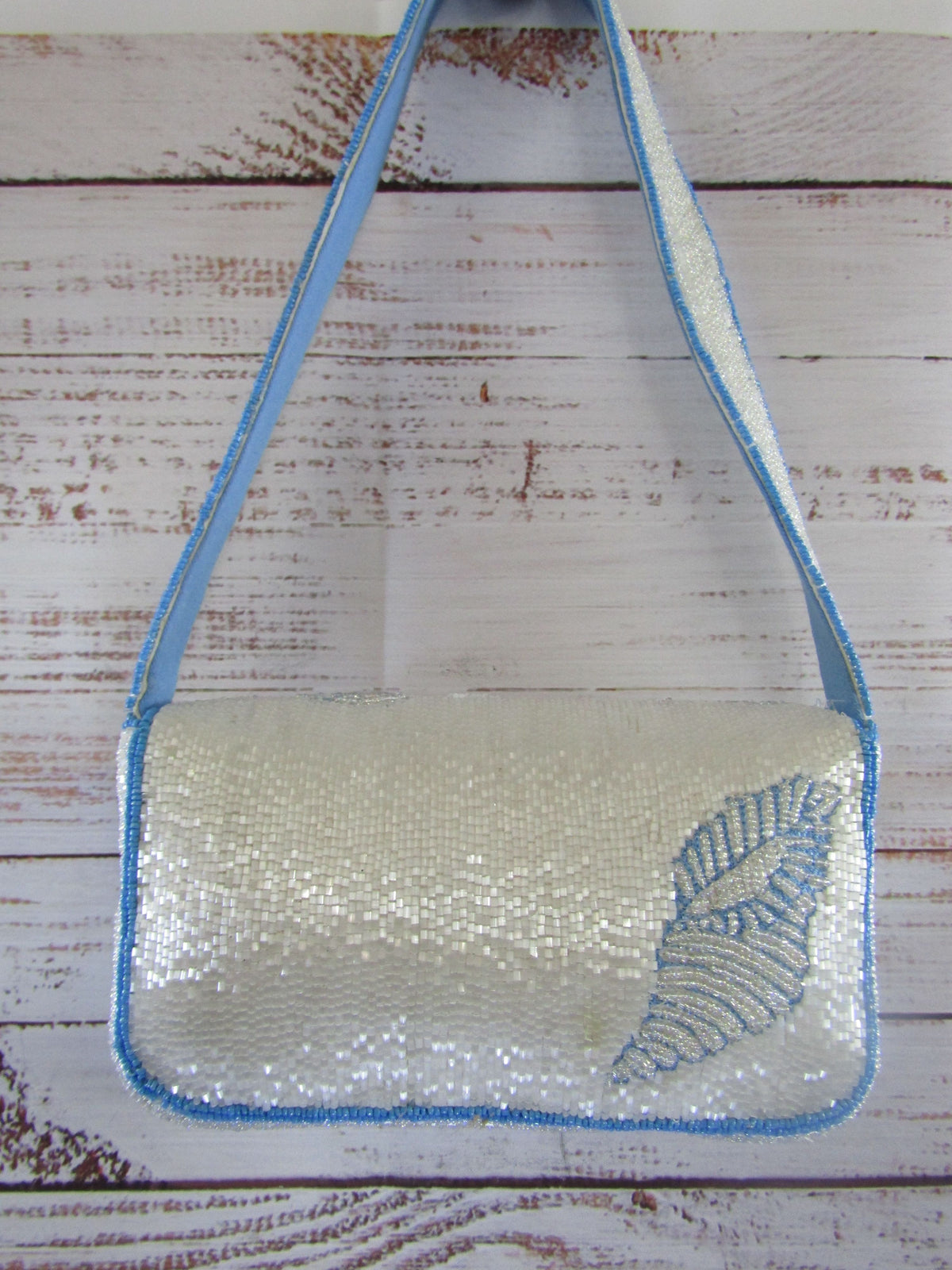 Anthropologie Fiona Icon Edition Women's Blue Beaded Clam Shells Shoulder Bag