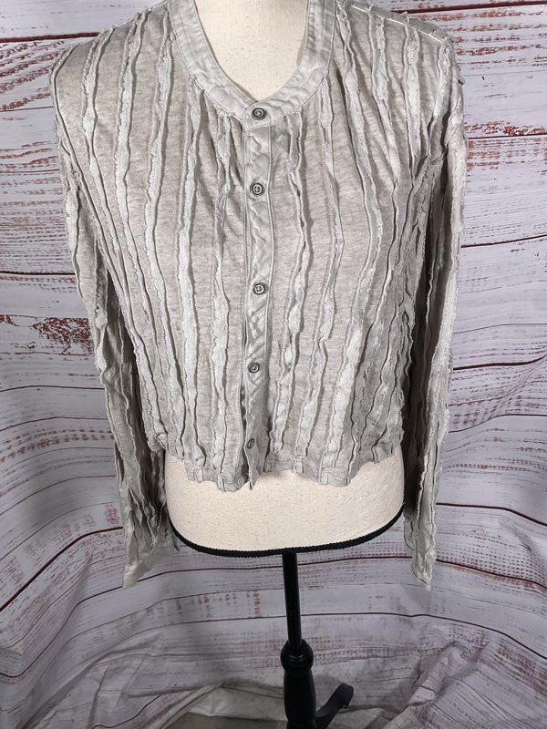 John Varvatos Crop Ruffle Stripe Button Long Sleeve Top Size L Grey