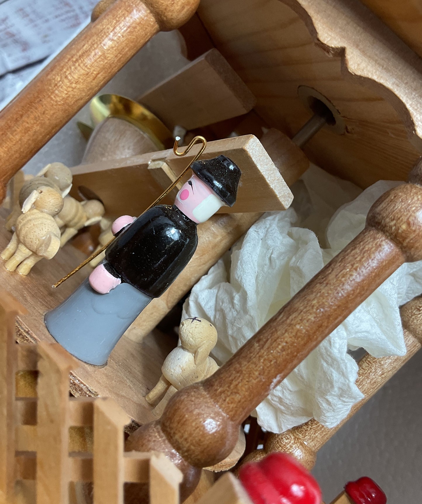 Weihnachts Pyramide Vintage German Christmas Candle Carousel