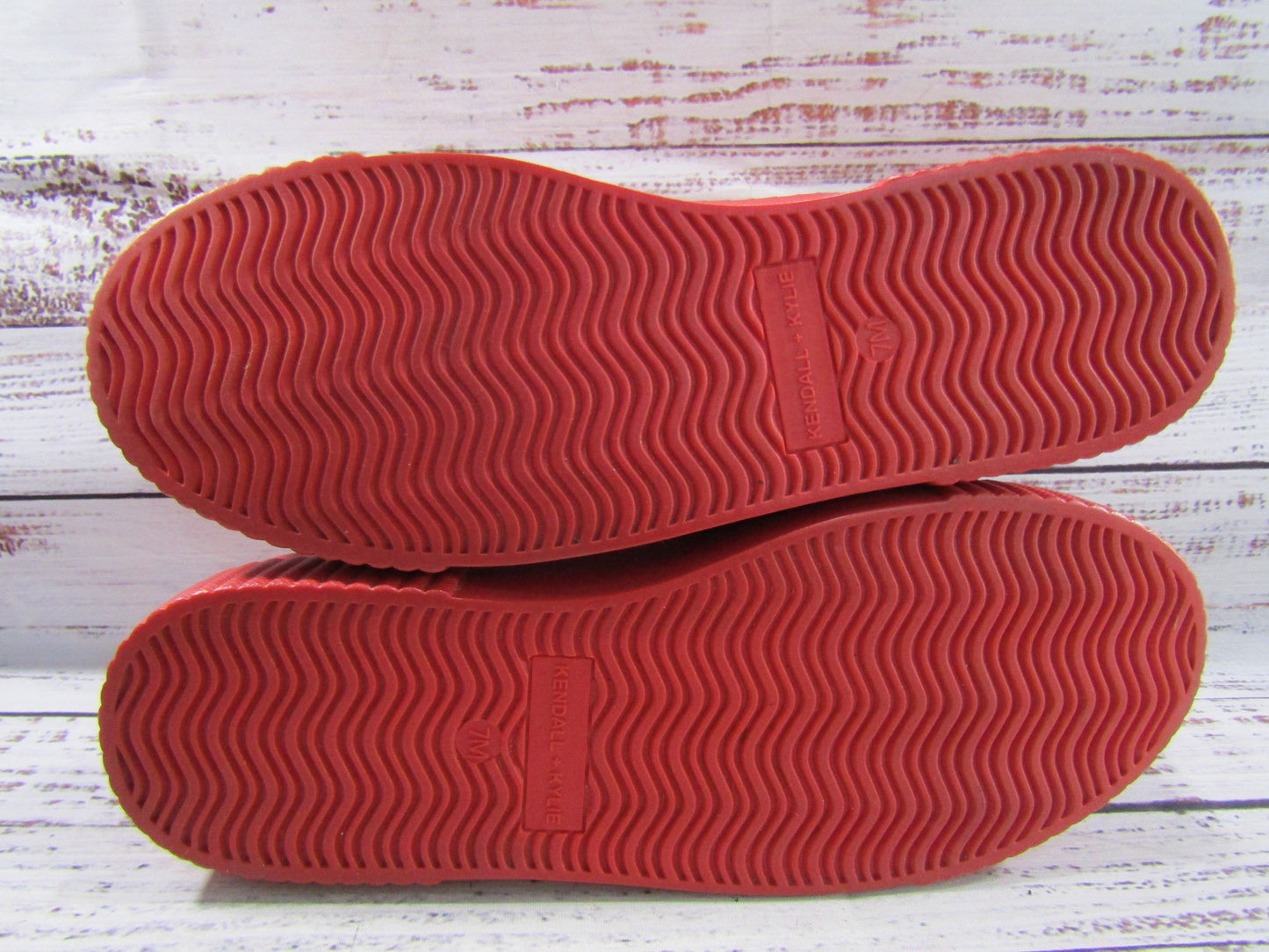 Kendall + Kylie Reese Women's Red Embossed Leather Platform Sneakers Size 7