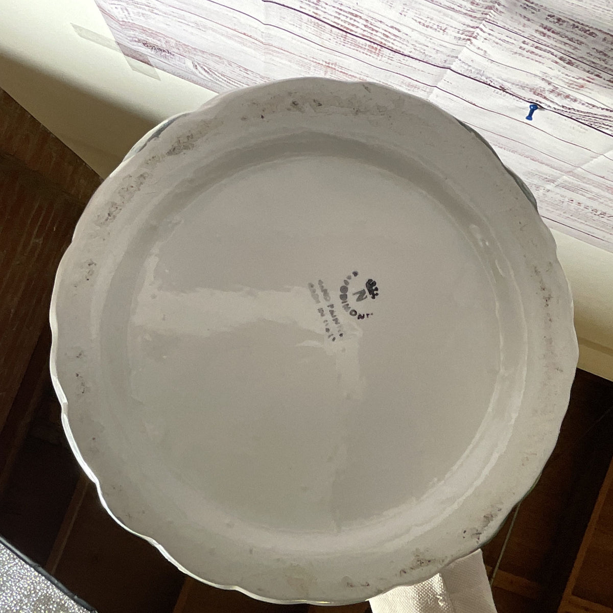 VTG./ANTIQUE CAPODIMONTE Porcelain Wishing Well with Hanging Bucket- 14"