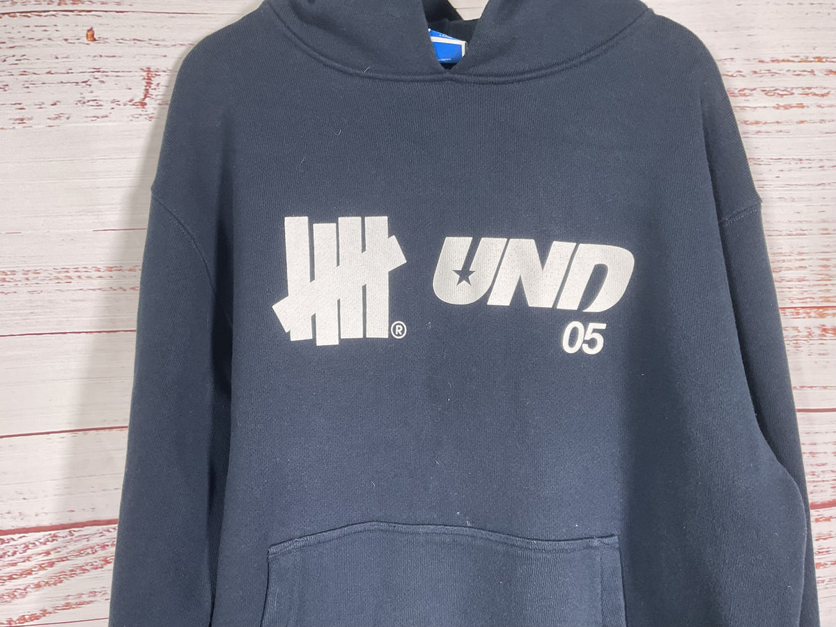 Undefeated Navy Pullover Hoodie - Size Large