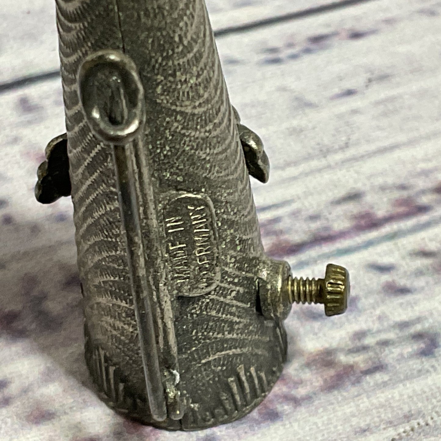 VTG./ANTIQUE W. Germany Silver Tone Cone Adorn with Acorn 1.75" Brooch