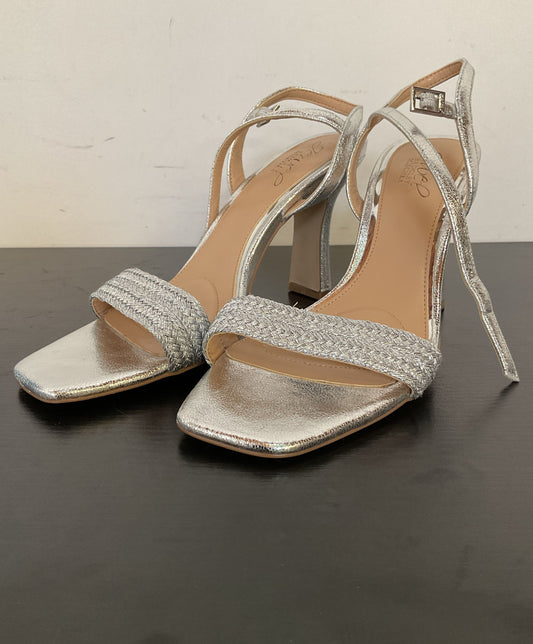 Women's Jewel Badgely Mischka Silver/Brown Heel Size 7 1/2