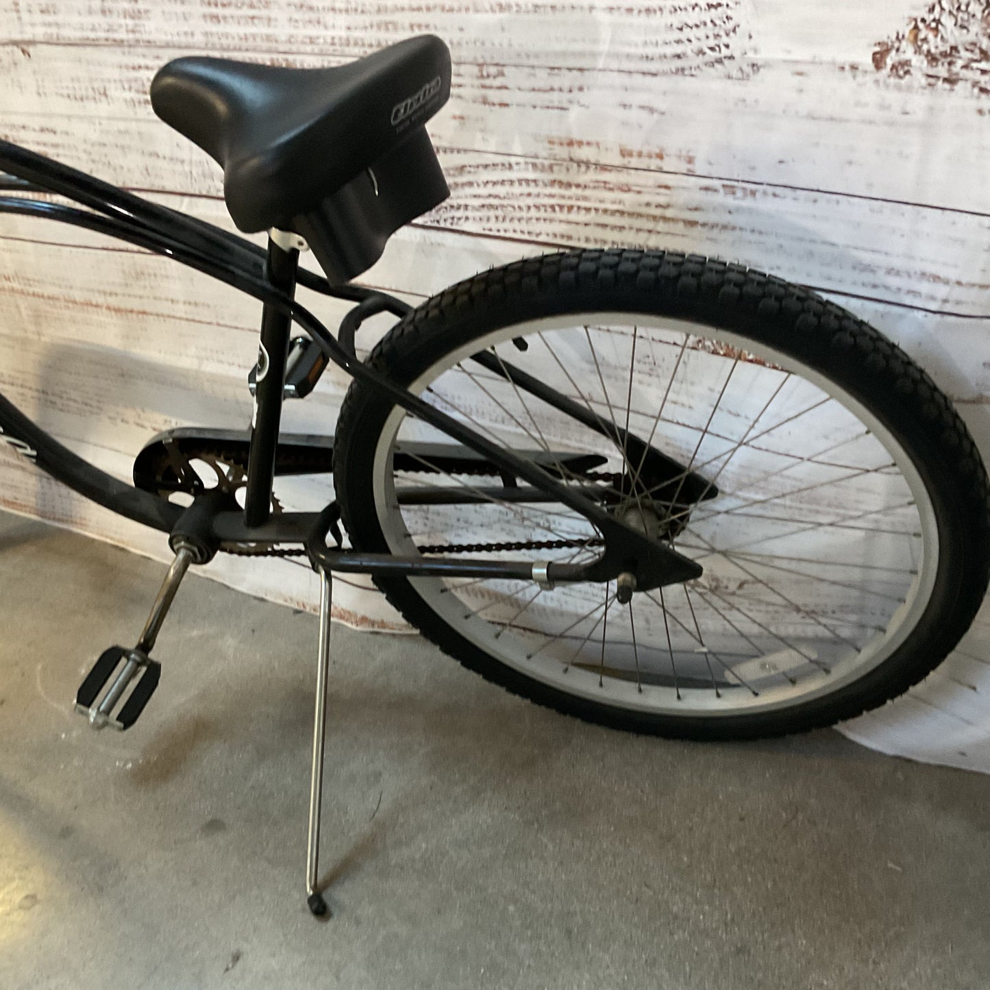 ELECTRA Alias Cruiser-1 Beach Cruiser Bike- 26 (WHEELS ARE FLAT)