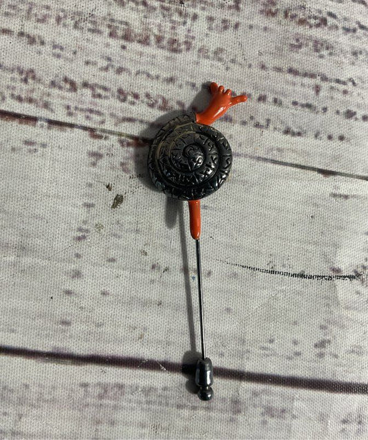 MMA Metropolitan Museum Of Art Silver Tone Orange Enamel Snail Stick Lapel Pin