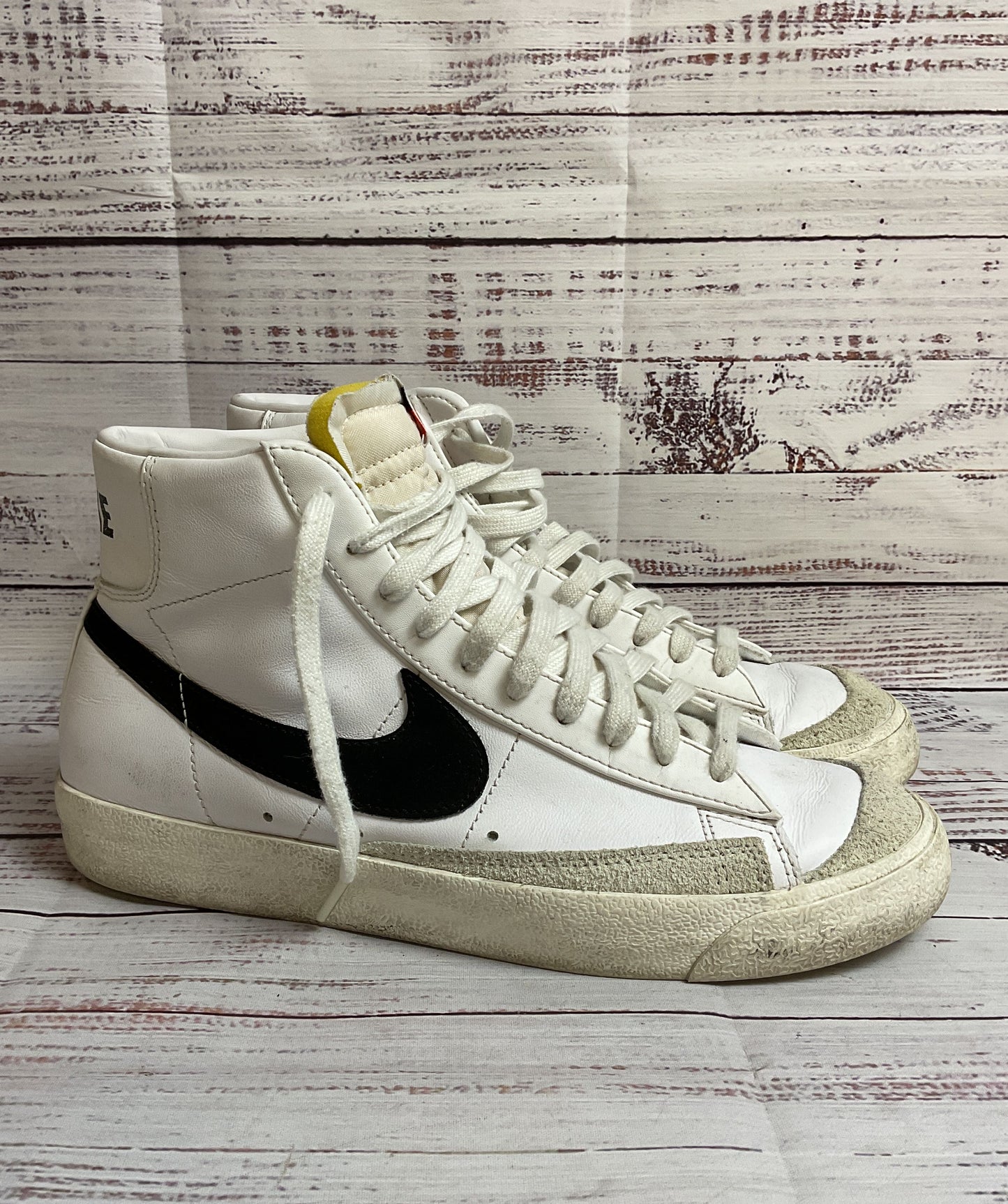 Nike Blazer Mid '77 White Athletic Shoe Running/Walking Men Size- 9