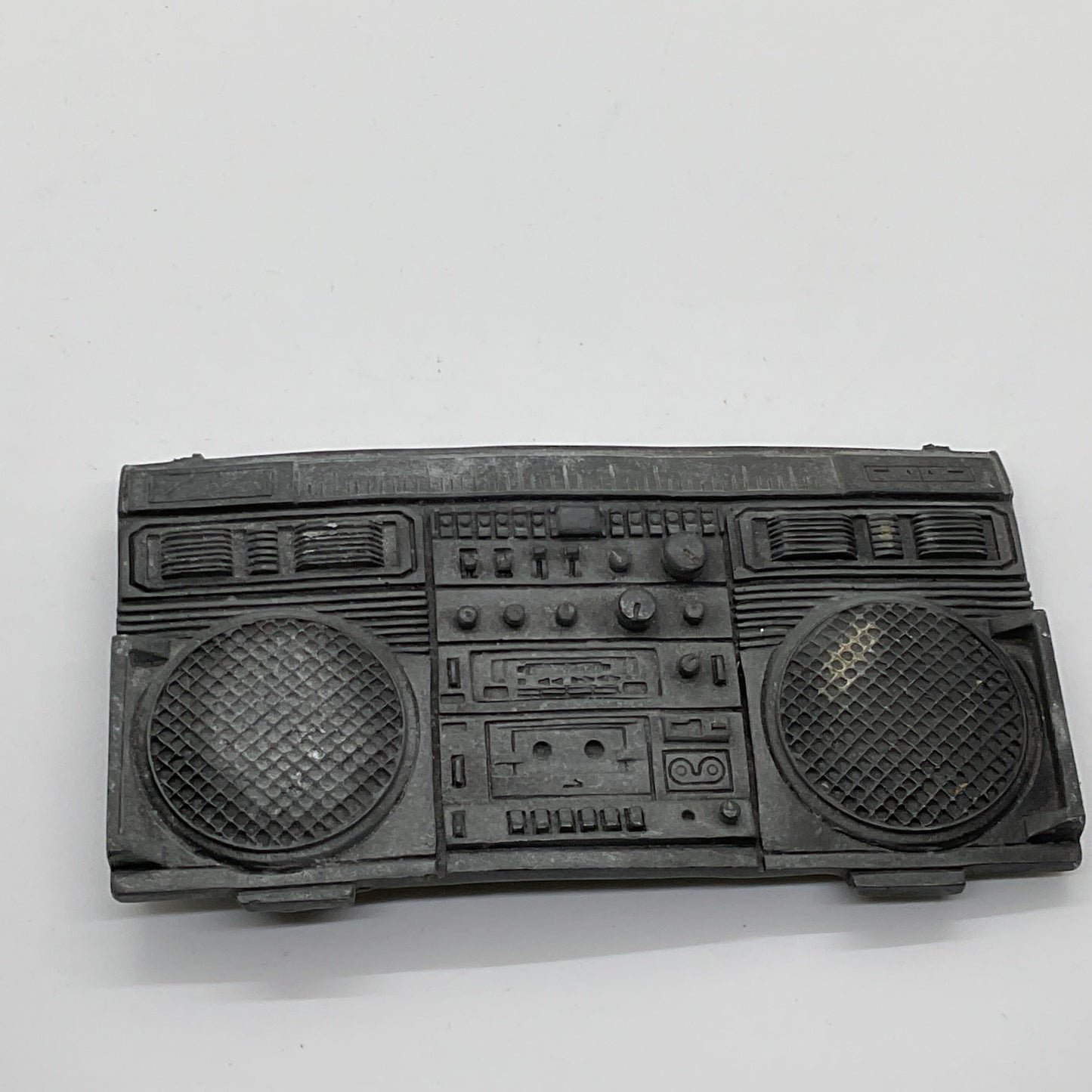 VTG. FAMOUSE STARS and STRAPS Travis Barker Pewter Radio Boombox Belt Buckle