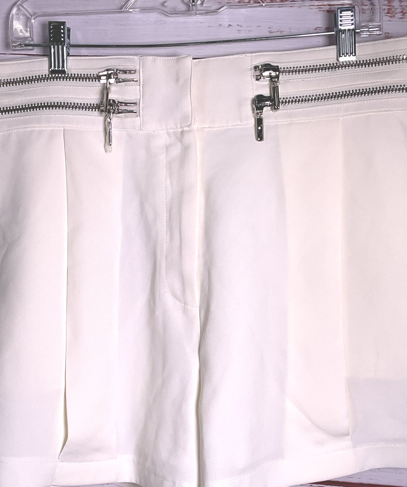 Nonchalant Label Lowie Double-Zip Shorts White XXL