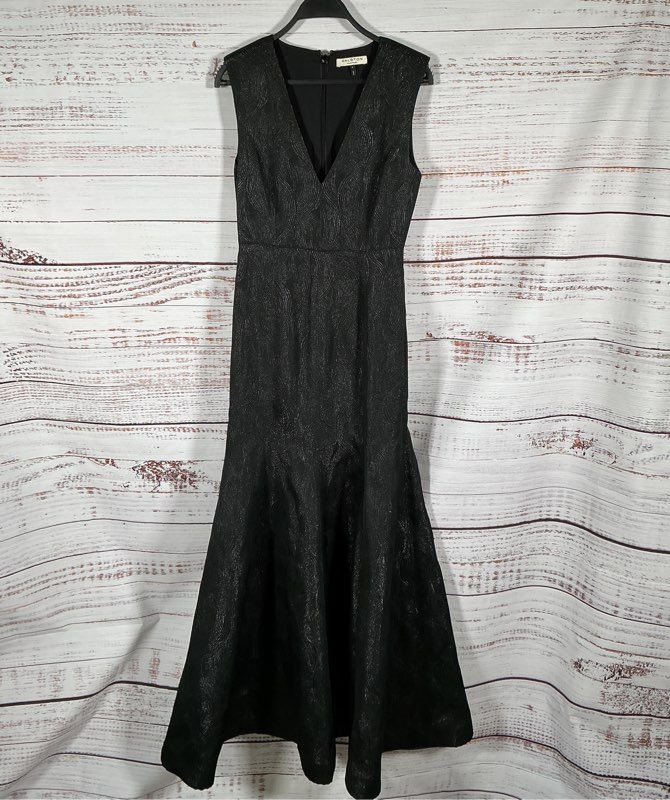 Women's Halston Heritage Sleeveless Black Long Dress with Shimmer Size 2