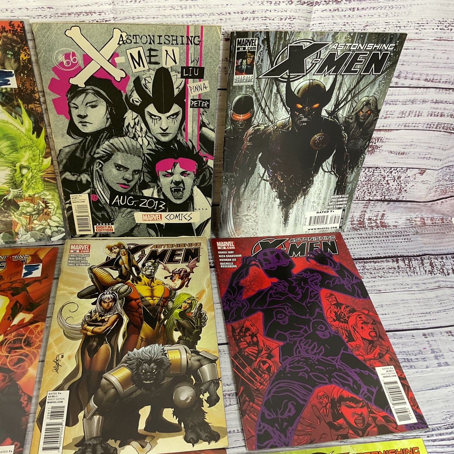 Lot of 20 Astonishing X-Men Comic Magazines