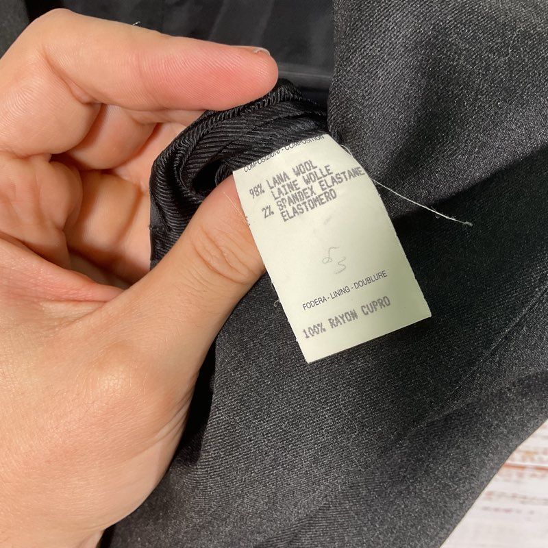 Gucci Gray Wool Blend 2 Button 3 Pocket Suit Jacket - Size 42